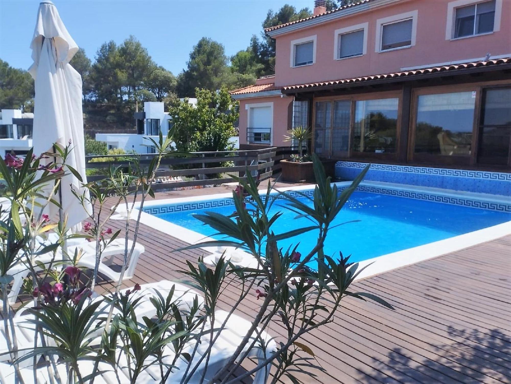 Villa Du Lac Speciale Pour Famille Avec Enfant Riudecanyes Exterior photo