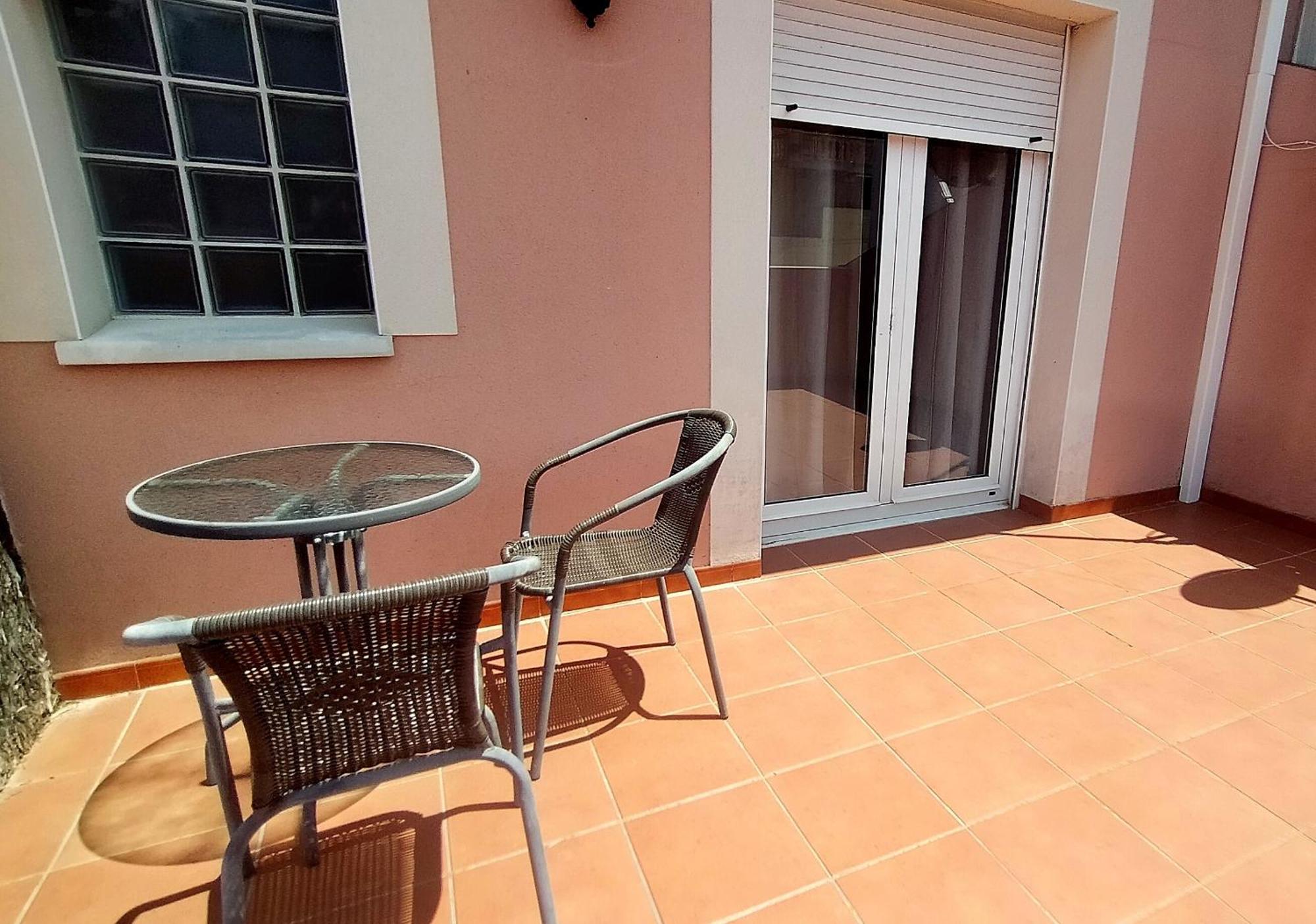 Villa Du Lac Speciale Pour Famille Avec Enfant Riudecanyes Exterior photo