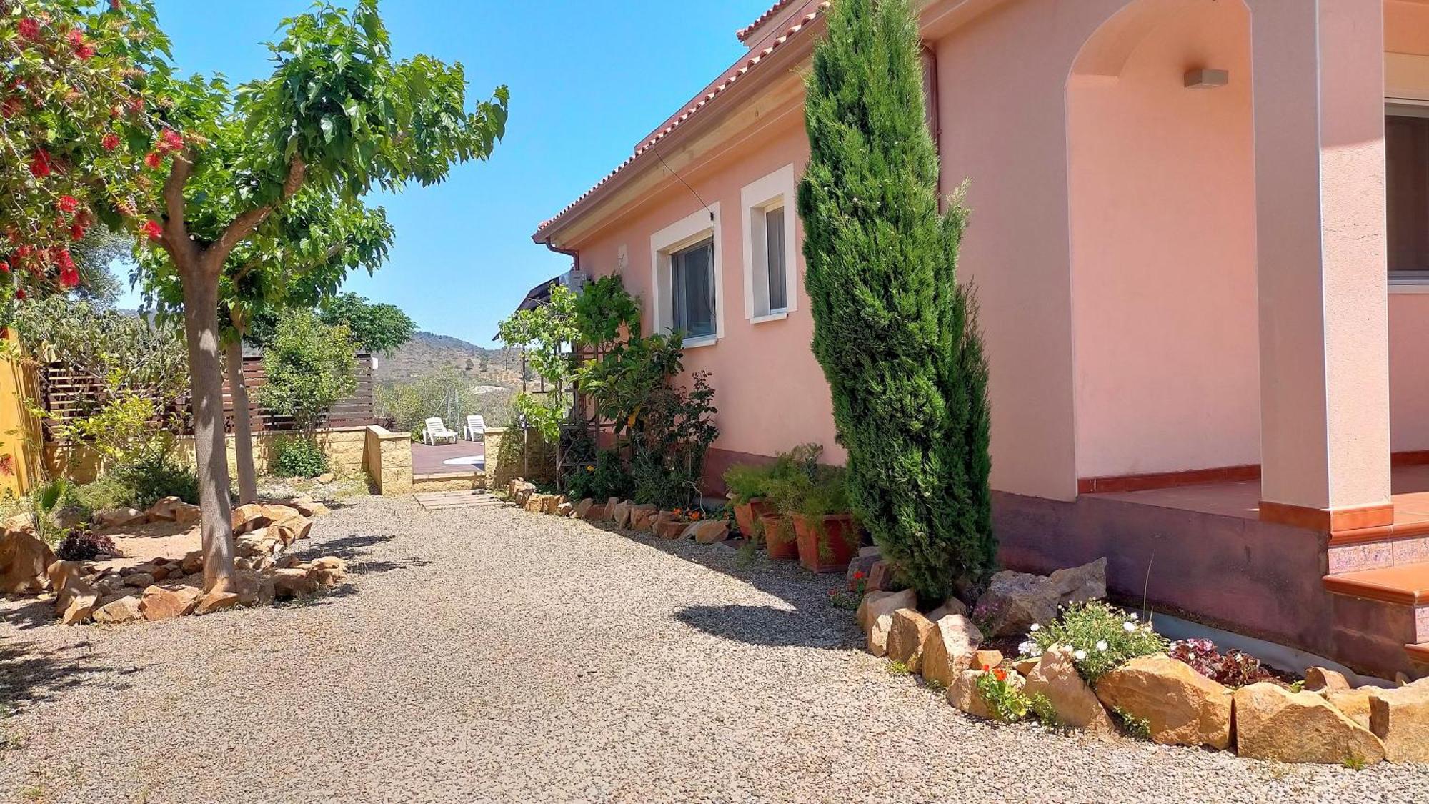 Villa Du Lac Speciale Pour Famille Avec Enfant Riudecanyes Exterior photo